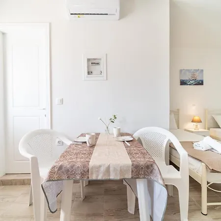 דירה Christos Family 6 Corfu (city)